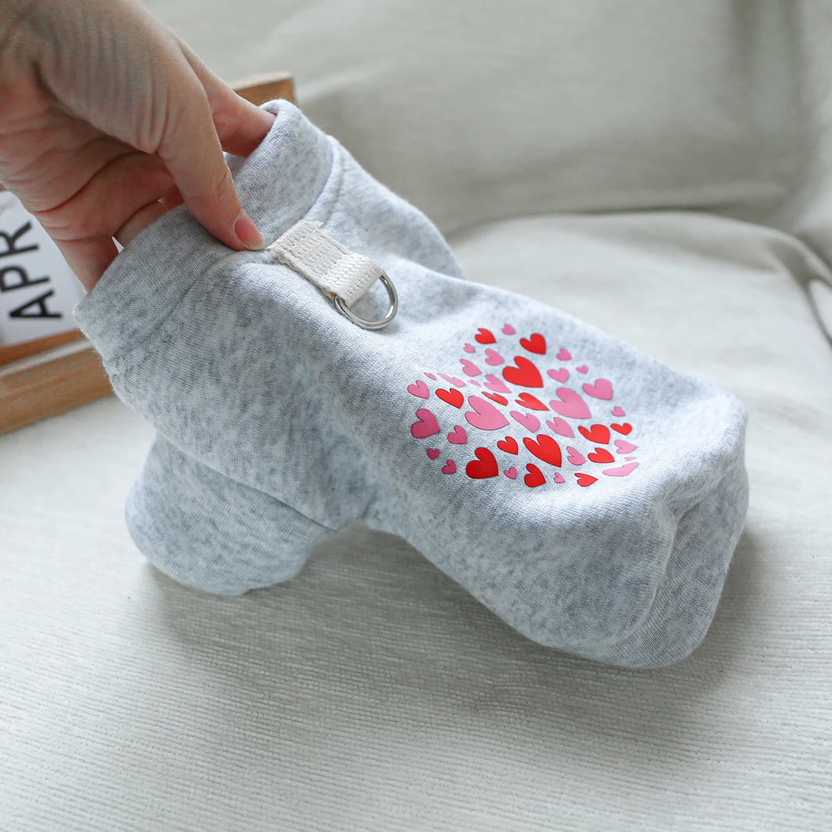 1PC Pet Clothing Dog Cat Valentines Day Red Love Coat with Drawstring Buckle Suitable for Small and Medium sized Dogs 250729