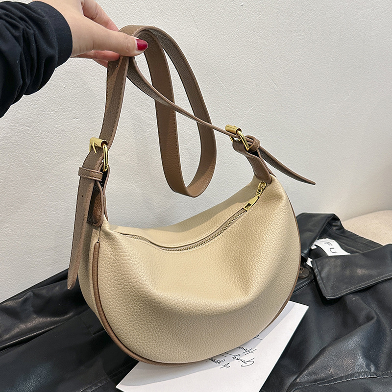 Cross border soft leather large capacity women's armpit bag new multifunctional crossbody bag designer bag retro dumpling bag