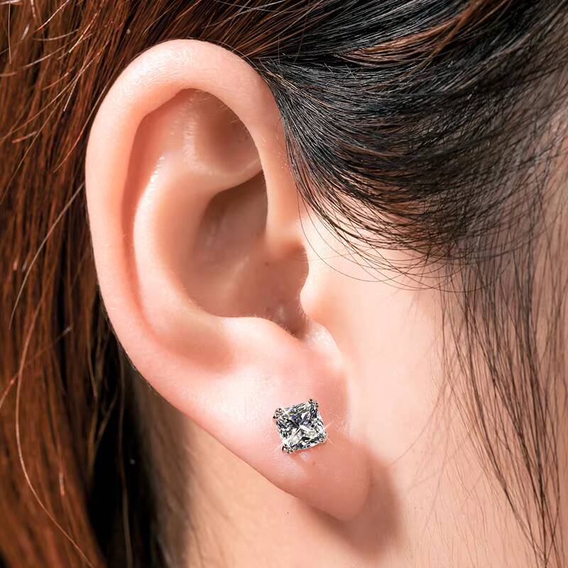 2022 Summer Women Jewelry 925 Sterling Silver 4 Prong Set 5.5mm 0.8ct Princess Cut VVS Moissanite Diamond Stud Earrings