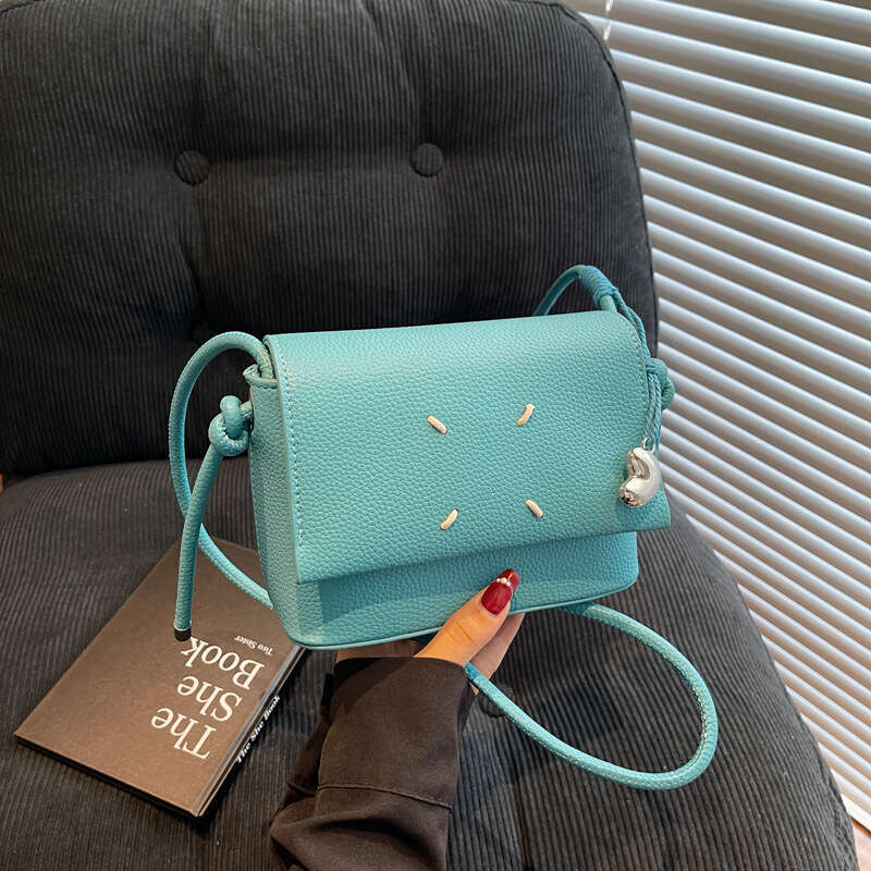 Summer New Dopamine Color Single Shoulder Light Luxury Design bag, Simple Commuter Crossbody bags designer women