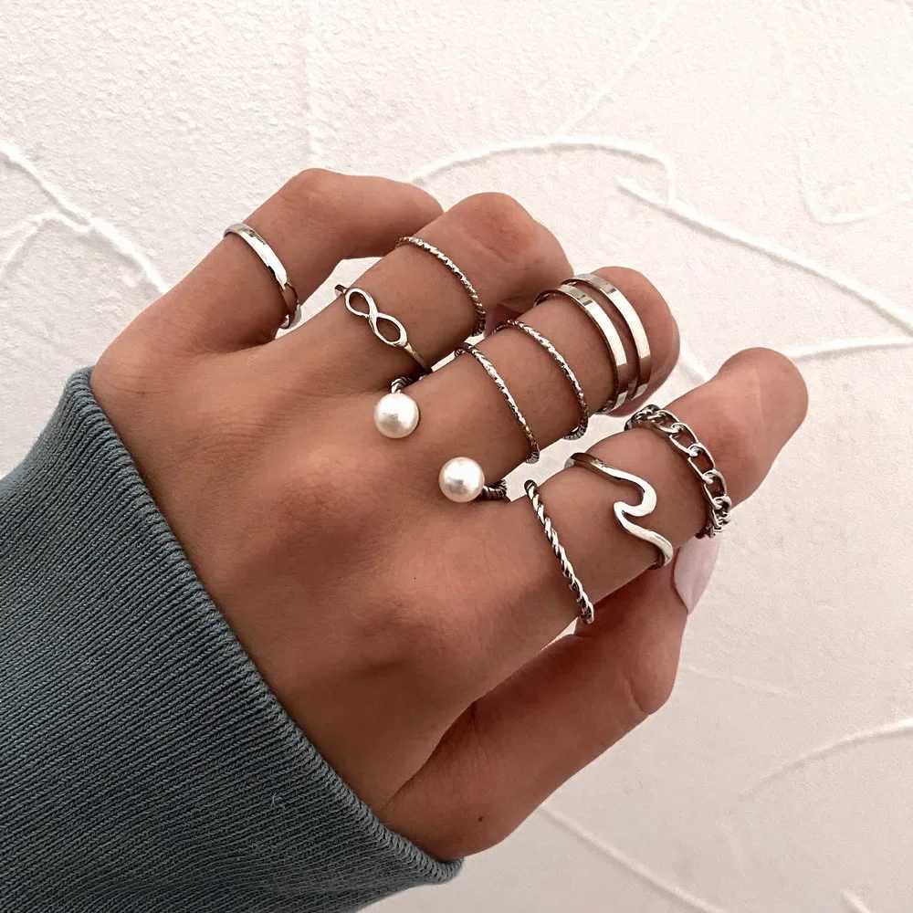 10pcs Punk Silver Color Wide Chain Rings Set for Women Girls Fashion Irregular Finger Thin Rings Gift 2022 Knuckle Jewelry y250730