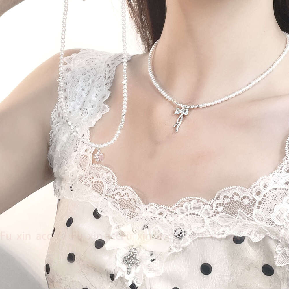 French Style Sweet Temperament Bowknot Zircon Pearl Necklace for Women Light Fresh Fashion Versatile Collarbone Chain f56