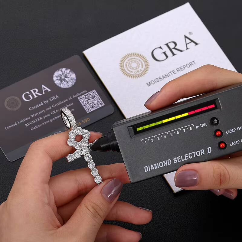 Wholesale Fast Shipping 3MM Jesus Cross VVS Moissanite Pendant 925 Sterling Silver Fine Diamond Pendant for Necklace Men