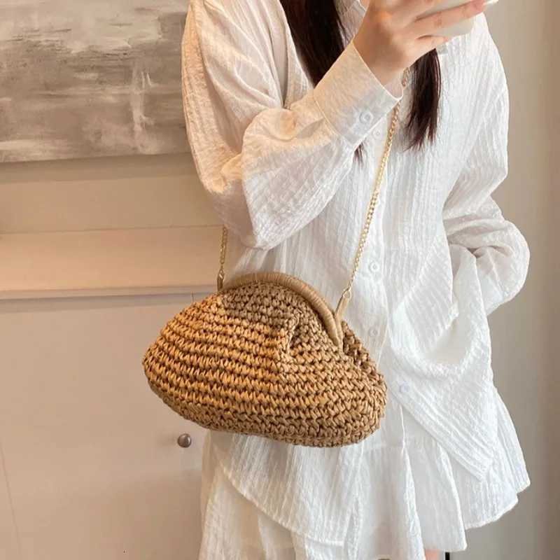 Summer New Straw Weaving Crossbody Bag Fashionable and Casual Shell Bag Womens Shoulder Bag with Excellent Texture Y250730
