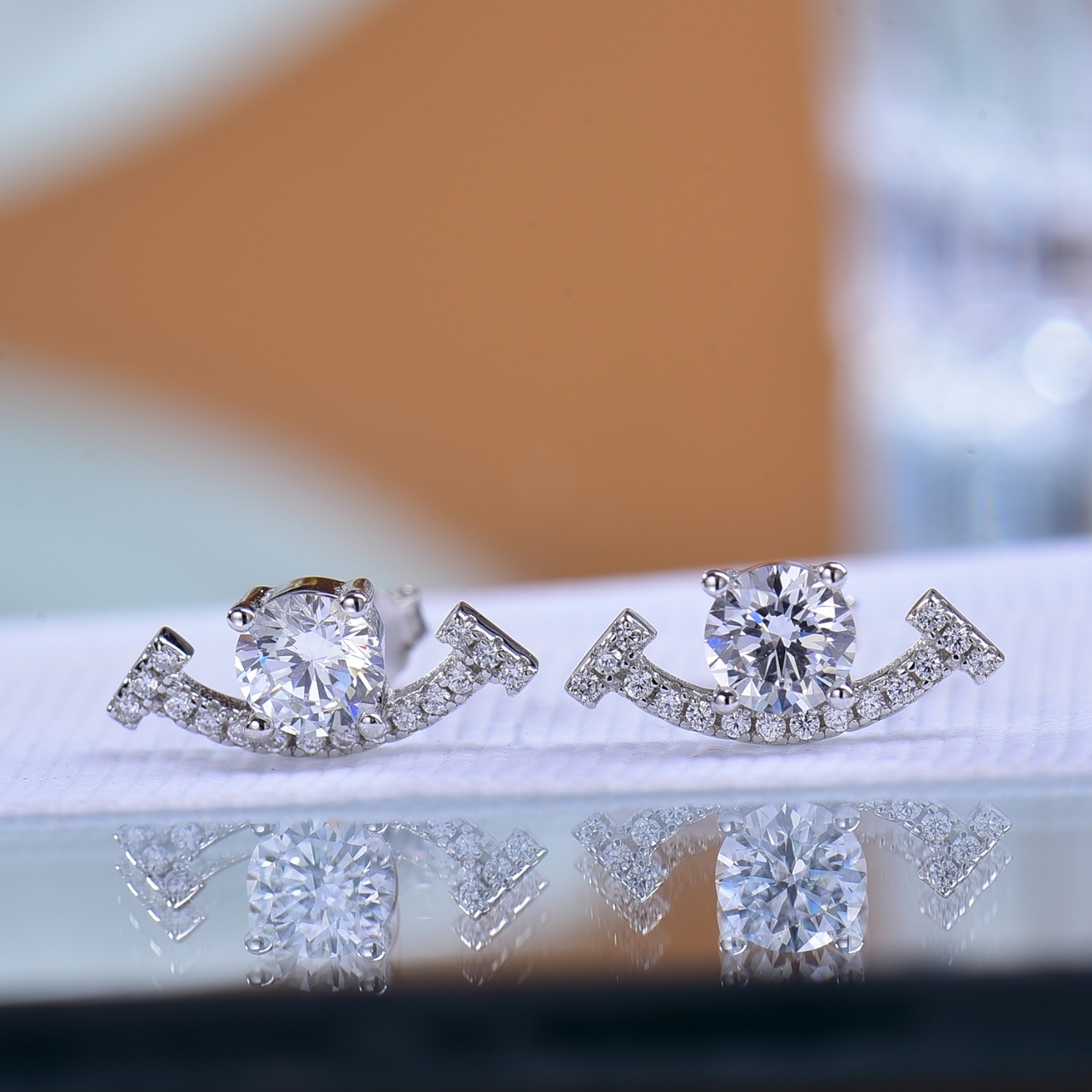 Moissanite Earrings 925 Sterling Silver Moissanite Smile Earrings - Ideal for Daily Outfits, Parties & Holiday Gifts