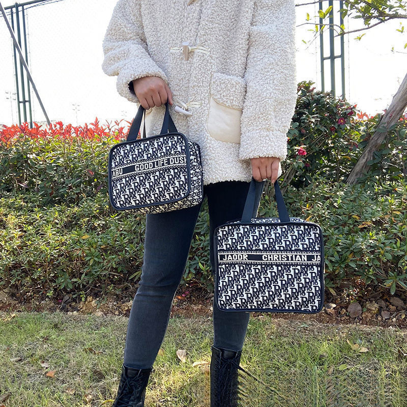 2025 Designer Makeup Bag Large Capacity High Beauty Viral Instagram Women's Carry on Handbag Storage for Going Out Stylish Trendy Practical Organ