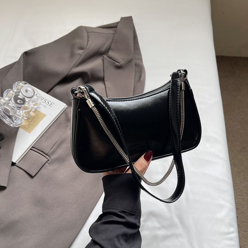 Fashion Underarm Bag 2025 New Women's Single Shoulder Crossbody Bag Designer Handbag