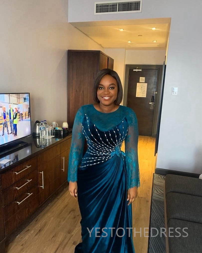 2025 Plus Size Velvet Evening Dresses For Black Women Prom Formal Gowns Sheer Neck Long Sleeves Beaded Lace Pleated Birthday Dress Second Reception Go