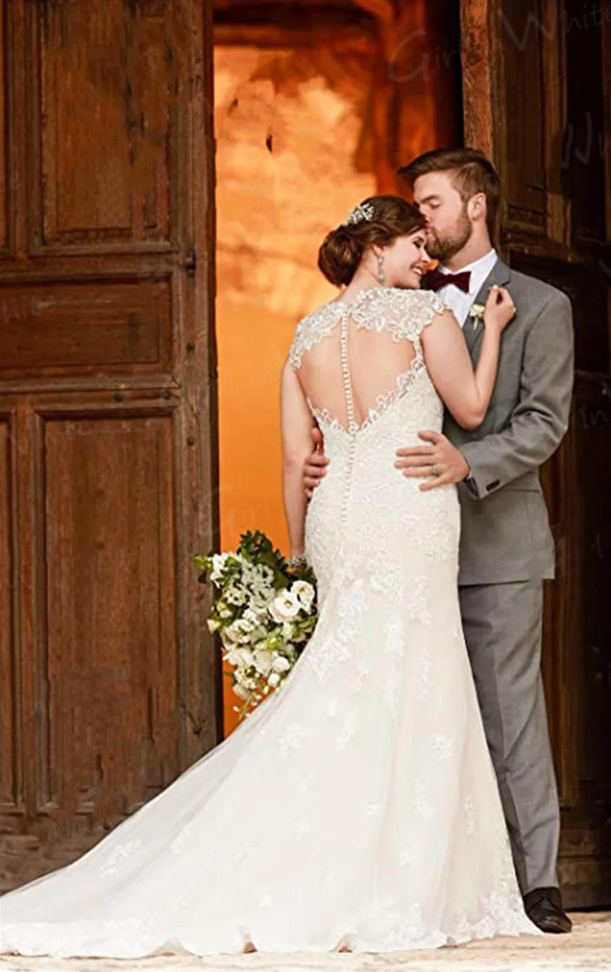 Lace Appliques Mermaid Wedding Dresses V Neck Sheer Illusion Backless Cap Sleeves Trumpet Bride Gowns Sweetheart Buttons Vestido Novia Robe De Mariee  - view 4