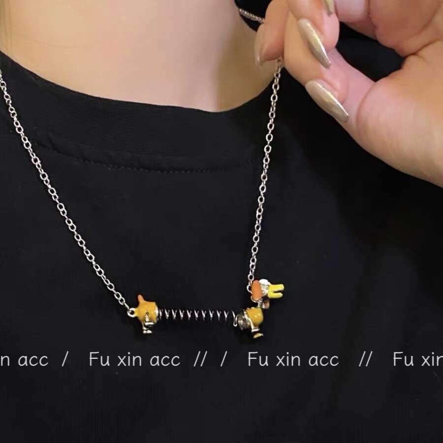 FX New Funny Cute Childlike Spring Puppy Necklace for Women Small Exquisite Collarbone High-end Sweater Chain Trendy e5b