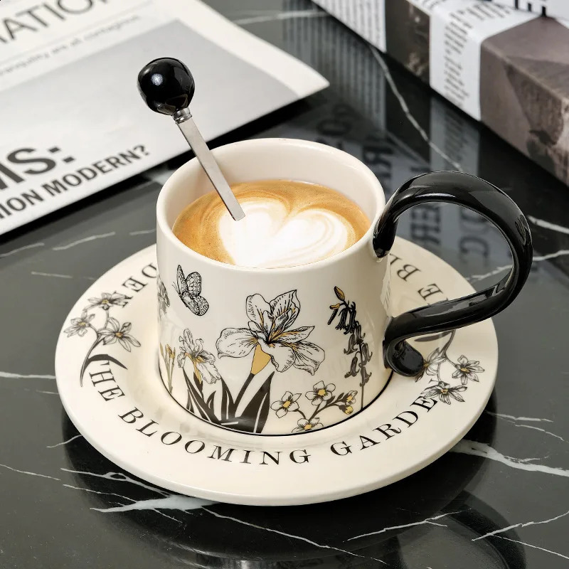 Vintage Floral Luxury Ceramic Coffee Cup Saucer and Spoon Set Capacity Tea Cups Gift Box 250731
