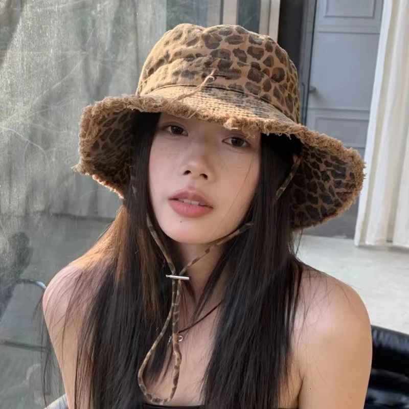 Leopard Print Fisherman Hat for Women Spring and Summer Small Basin Hat Large Eave Thin Outdoor Sun Protection Hat 250724