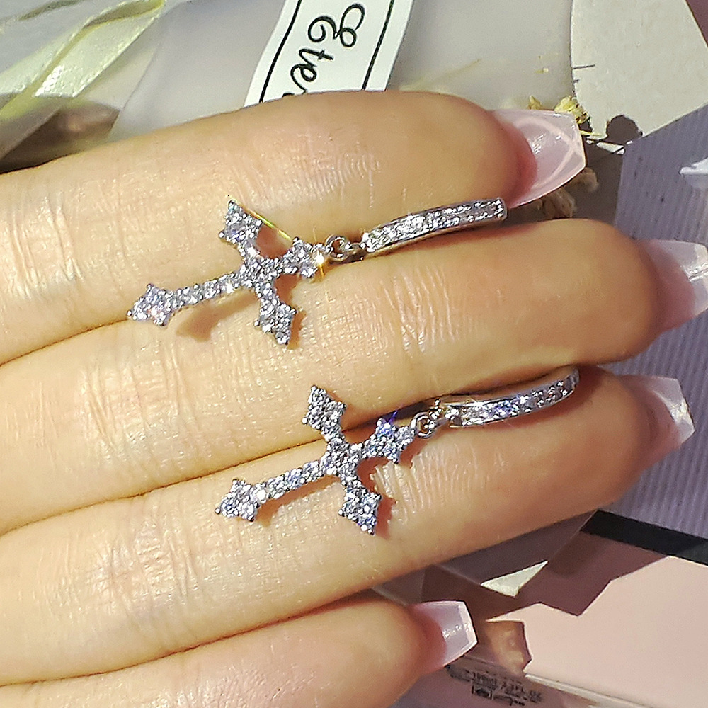 Cross Inlaid with Zircon Fashionable Unisex Earrings e6876