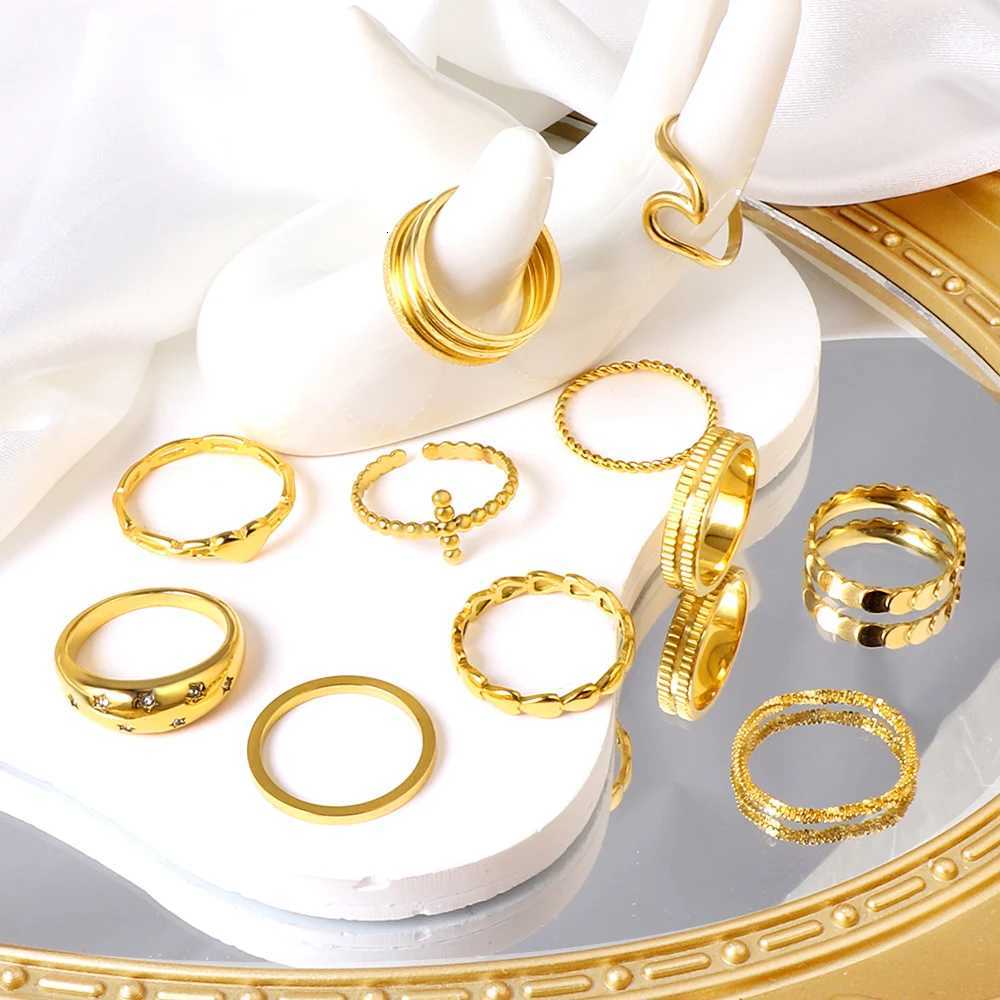 LUXUSTEEL Stainless Steel Women Rings Simple Twist Rope Coin Heart Round Texture Waterproof Finger Bands Ring Wedding Jewelry y250730