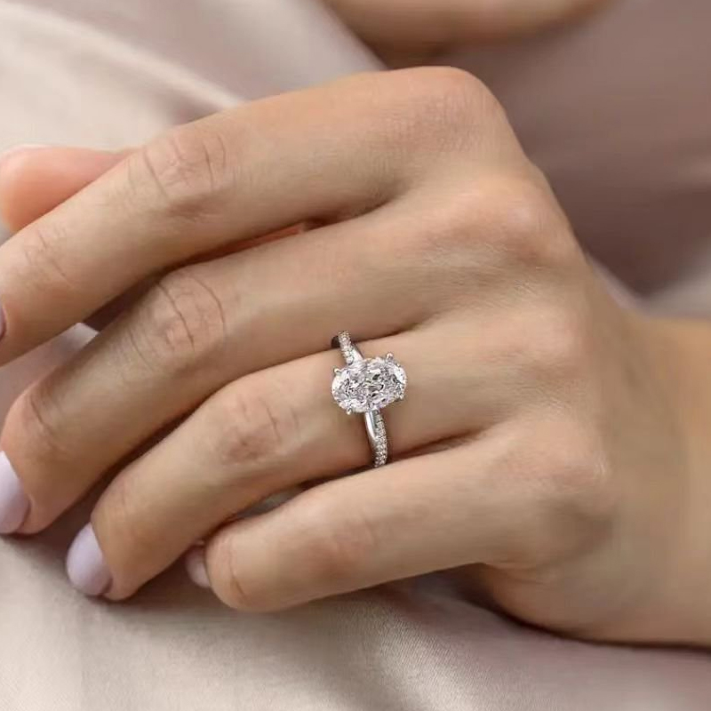 MT D VVS Oval-cut Moissanite Stone Elegant Twisted Shoulder 18K Solid Gold Ring for Women 925 Silvery Weeding Ring Jewelry Gift