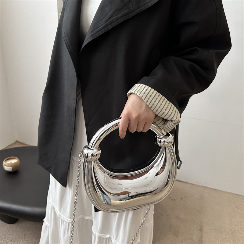 Women's 2024 New Moon-Shaped Party Wristlet Knot Handbag Acrylic Chain Crossbody Evening Bag ddmymoon
