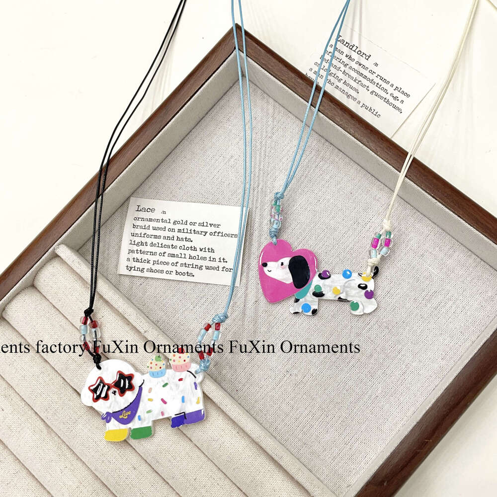Cute Dalmatian Dog Asymmetric Color Bead Necklace Simple Versatile Niche Design Sweatshirt Chain Personalized Accessory 7c4