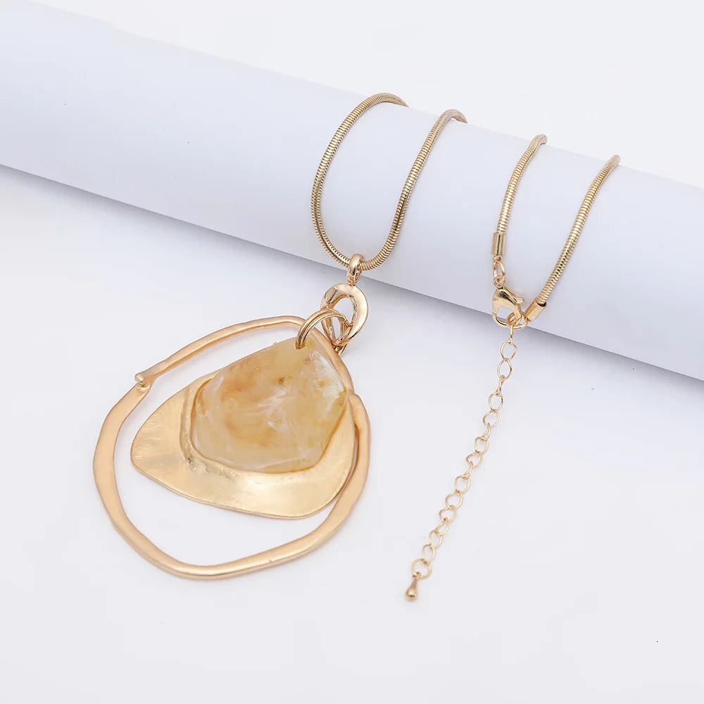 Kaseakia Retro Metal Resin Pendant Womens Simple Sweater Chain Long Necklace 250729
