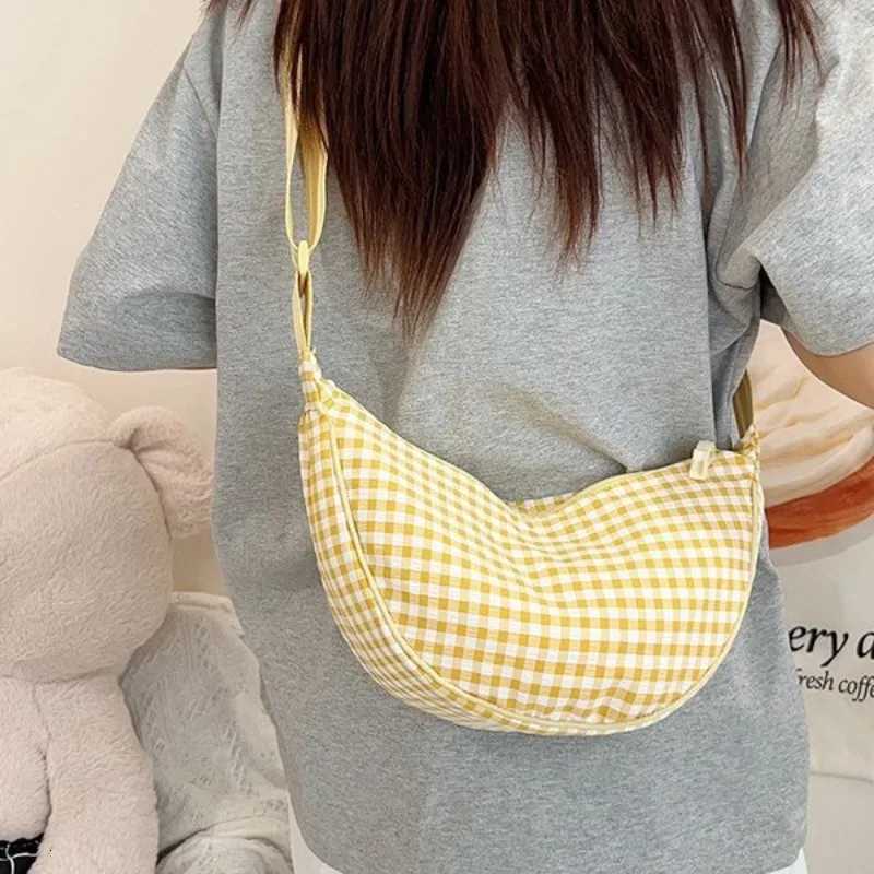 Casual Plaid Hobos Shoulder Bags for Women Large Capacity Commuter Ladies Phone Messenger Bag Summer Travel Handbags Purse Y250730