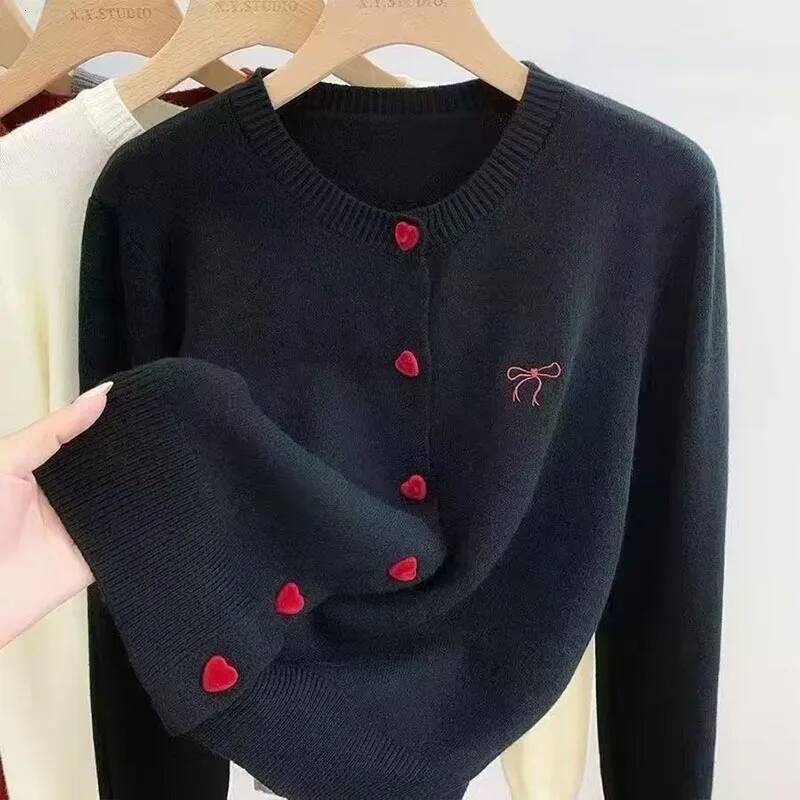 Women's Clothing Vintage Love Button Knit Cardigan Autumn/Winter Fashion All-match Bowknot Embroidery Sweaters Lady Elegant Tops ddmysept