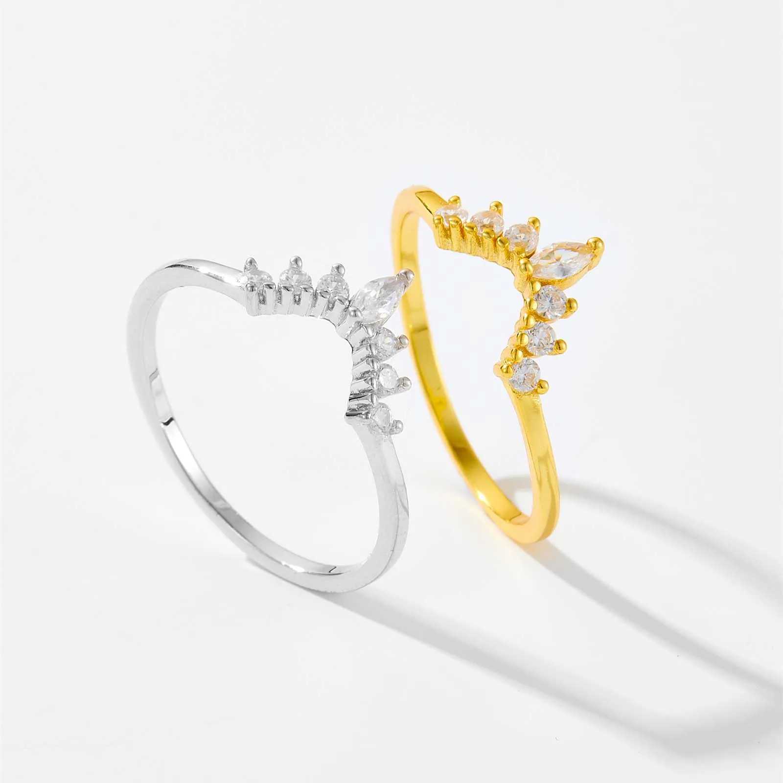 2023 Queen CZ V Markulse Sterling Silver Solid Ring Geometric Luxury Women Ring Rock Punk Fine Jewelry y250730