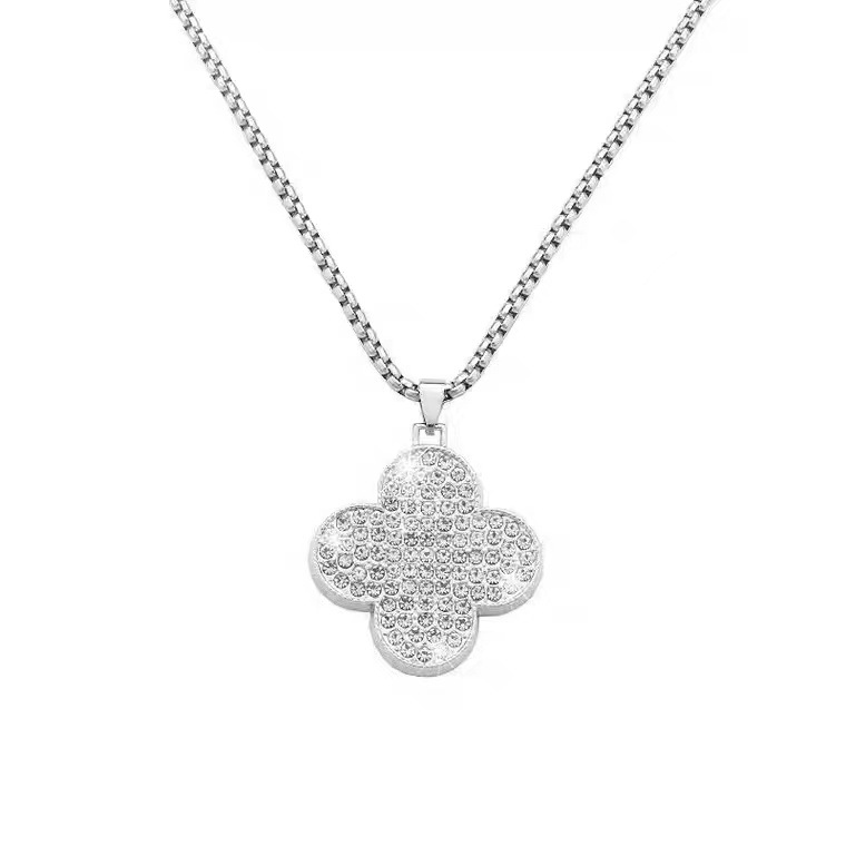 Pendant Necklaces Sweater chain Four-leaf clover necklace Simple hoodie chain titanium steel pendant female fashion Jewelry