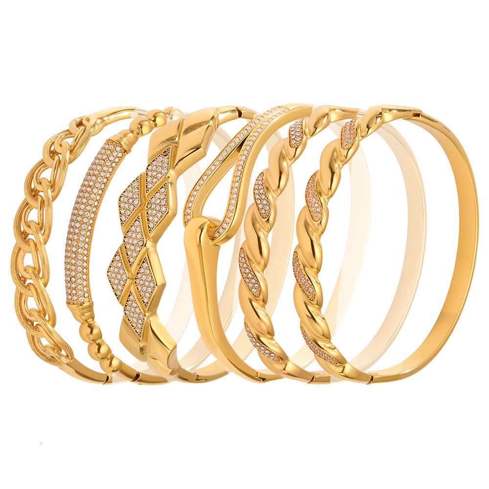 Style Horseshoe Designer Bracelet Clasp Double Row Zirconia Clasp Luxurious Precision Craft Bracelet Madam Stainless Steel 18K Gold Plated Bangle