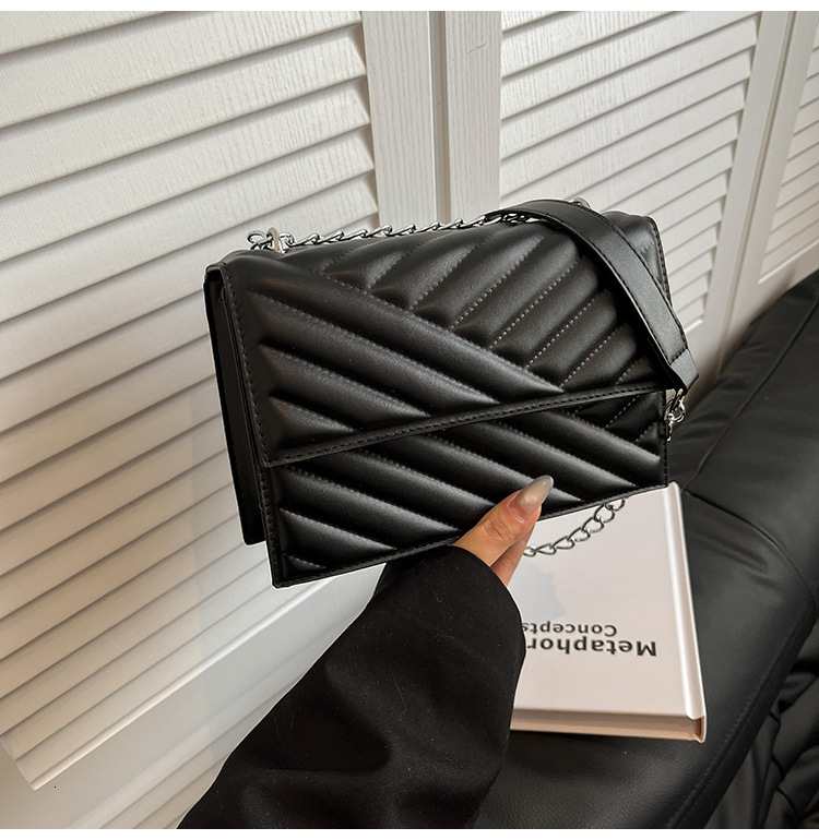 Designer Bag Trendy Texture Microphone Bag For Women, Popular Diamond Bag, High-end Fashion Crossbody Bag, Vintage Chain Underarm Bag Luxury Bag Tote 