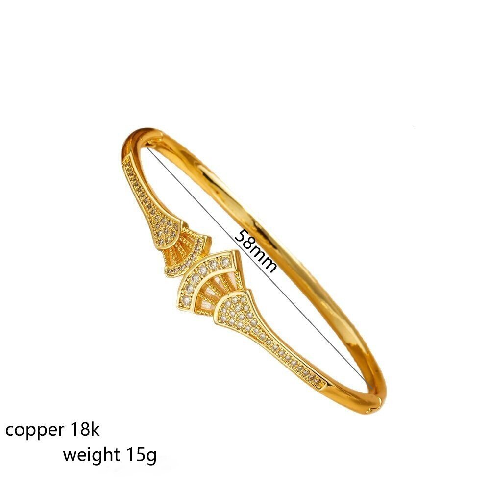 Real Gold Plated Full Designer bracelet Diamond Angel Wings Bracelet for Madam Women, Light Luxury Style, Elegant Fashionable Versatile High-End Brace