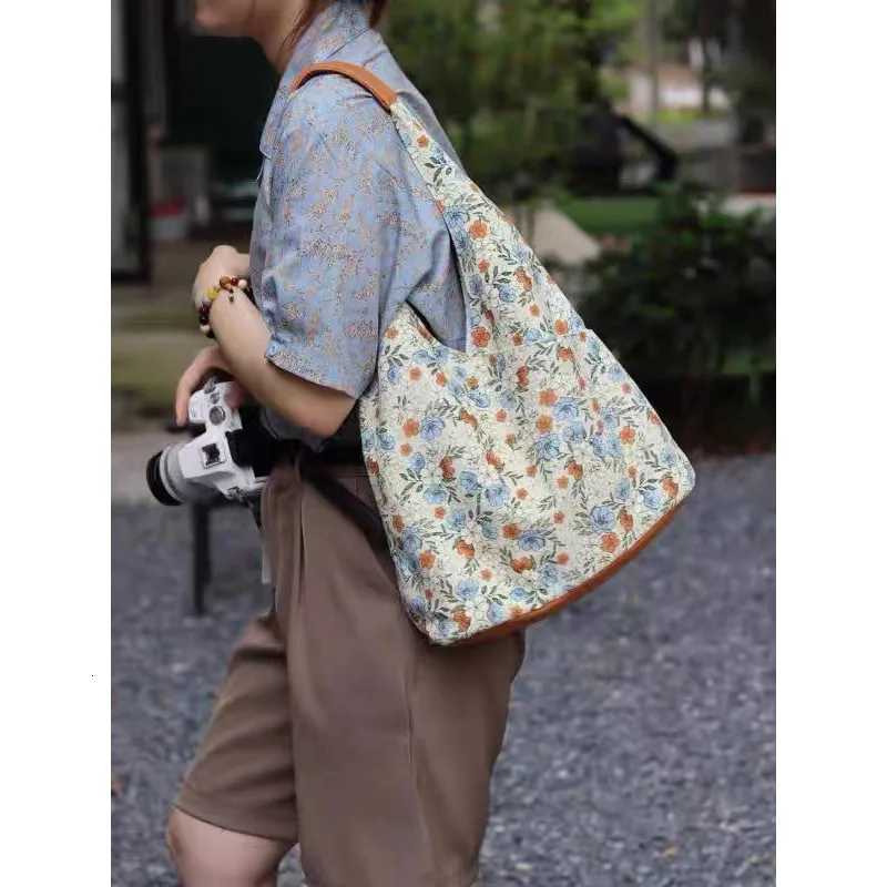Floral Fashion Women Shoulder Vest Bags Large Capacity Versatile Ladies Handbags Casual Commuter Female Underarm Tote Y250730