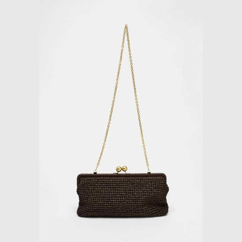 New Handwoven Raffia Shoulder Bag Womens Staw Crossbody Bag Vacation Clip Bag Clutchs Summer Design Baguette Bag Y250730