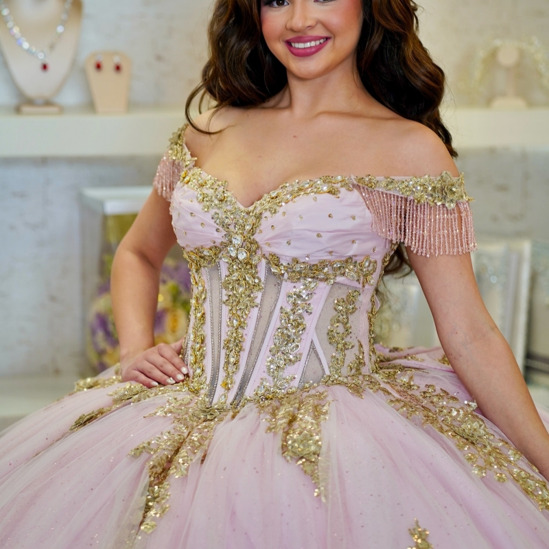 Pink Shiny Quinceanera Dresses Off The Shoulder Gold Applique Lace Beads Bow Tull Ball Gown Vestidos De 15 Anos Sweet 16 Dress