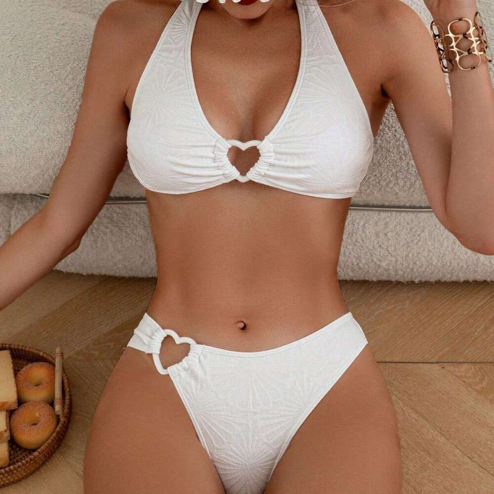 2025 New Solid Color Two-Piece Swimsuit Sexy Triangle Bikini Hot Spring Swimwear