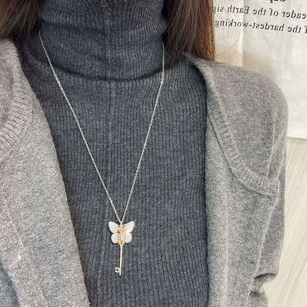 Little Bear Butterfly Key Pendant Necklace for Women, Autumn and Winter Accessories, Sweater Chain, Niche Design Sense, High-end Hoodie Chain Jewelry 