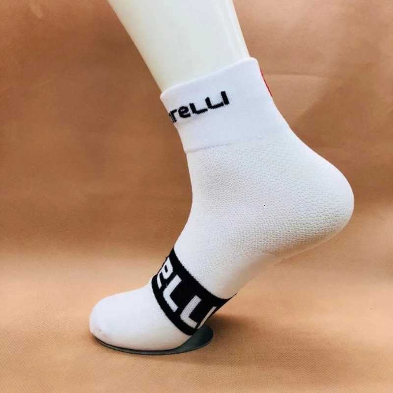 Four-color Mens and Womens Cycling Socks Sports Socks Breathable Sweat-absorbing Running Outdoor Sports Bicycle Accessories Z250731