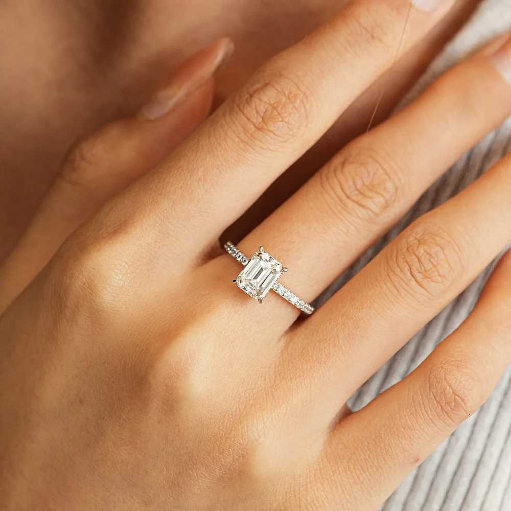 925 Sterling Silver Rectangle Ring 1 Carat Womens Moissanite Ring Perfect for Everyday Wear y250730