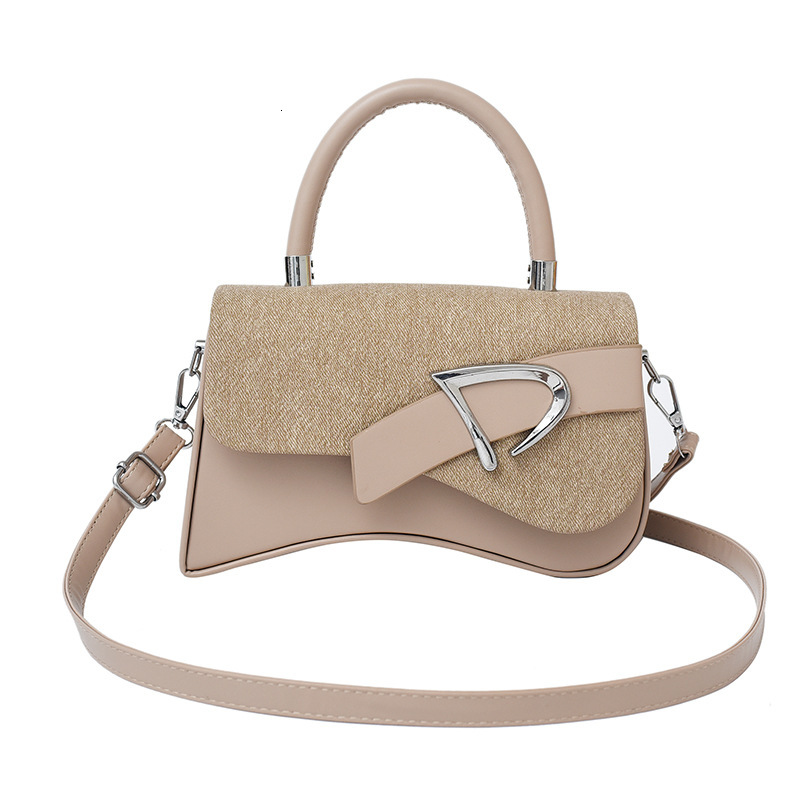 Fashion Light Luxury Box 2025 New Korean Style Trendy Casual Handbag Single Shoulder Crossbody Small Square Bag for Women ddmymoon