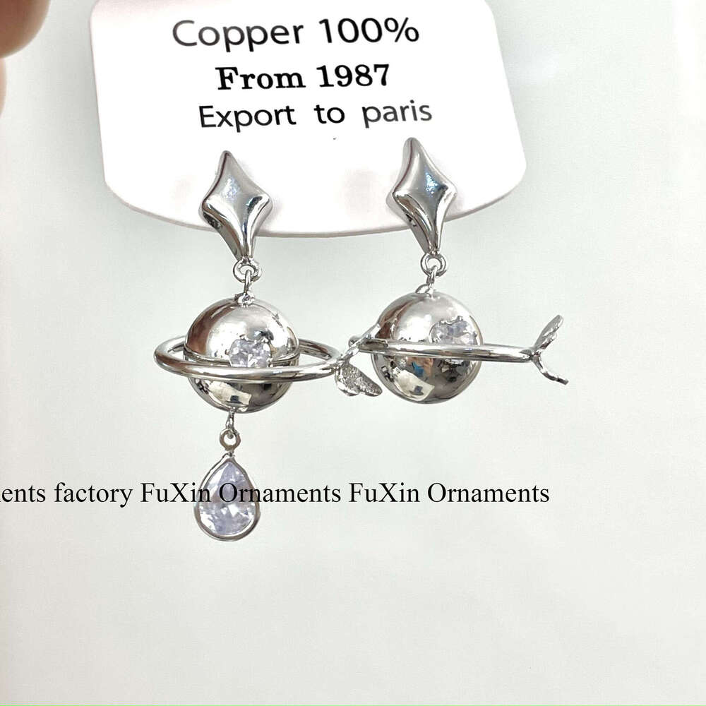 Unique Niche Trendy Sweet Cool Style Circular Planet Butterfly AB Light High-end Design Asymmetric Earrings for Women d96