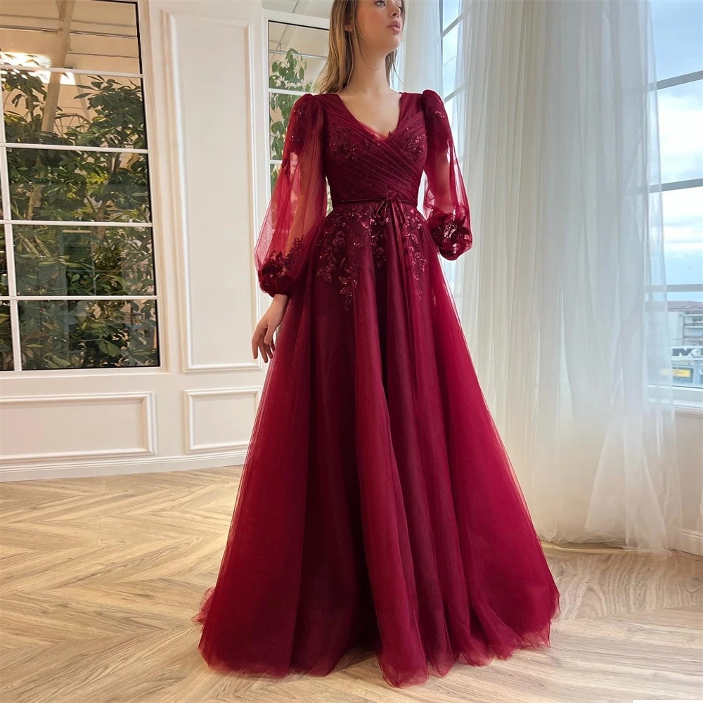 Burgundy Evening Dresses Long Sleeves A-Line Floor Length Prom Gown Lace Appliques Plests V-Neck Long Tulle Special Occasion Dress For Lady