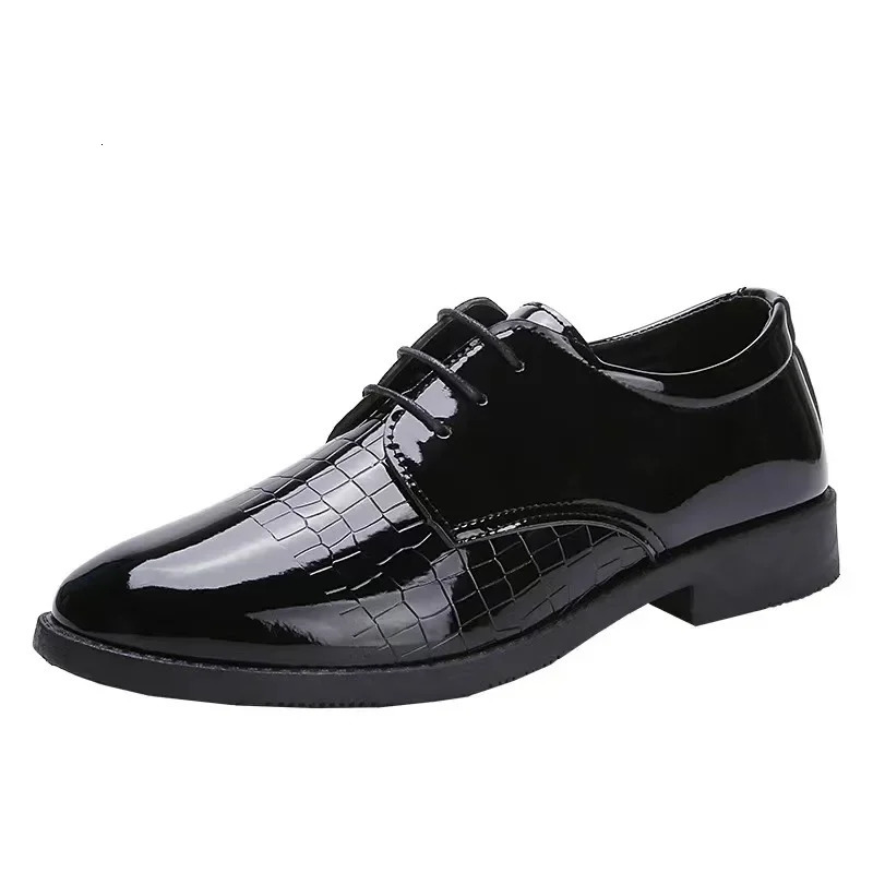 Men Leather Shoes Business Formal Fashion Leather Shoes Korean Style Casual Youth Versatile Men Leather Shoes 250730