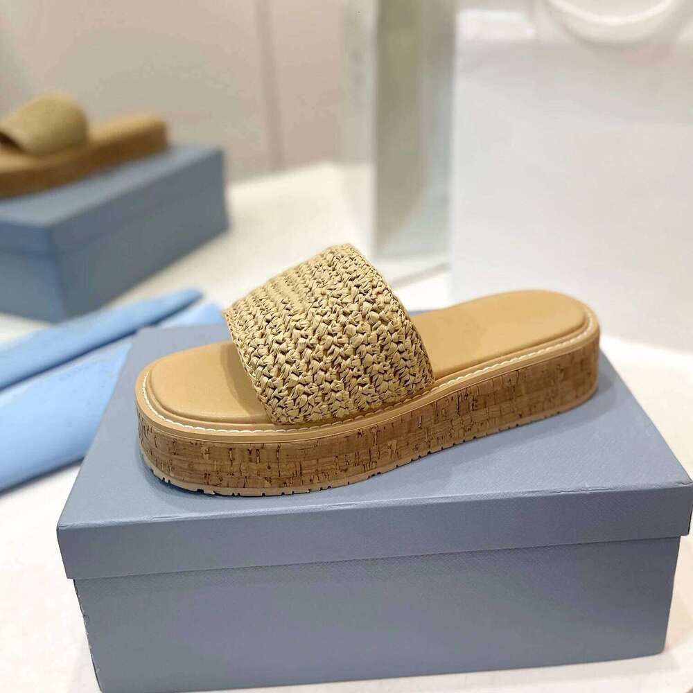 Women Size35-42 Weaving Slippers Flat Platform Summer Slides Leisure Solid Color Flats Designer Shoes Zapatillas De Mujer fbb
