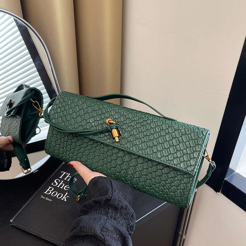 Trendy Bags for Women 2025 New Woven Single Shoulder Soft Leather Evening Vintage Baguette Handheld Crossbody Bag