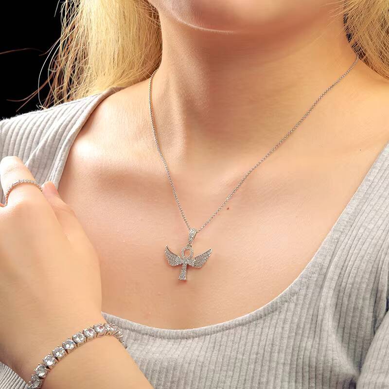 Newest Design Wing Shape Cross Pendant 18K Gold Plated 925 Sterling Silver VVS Moissanite Diamond Hip Hop Cross Pendant Necklace