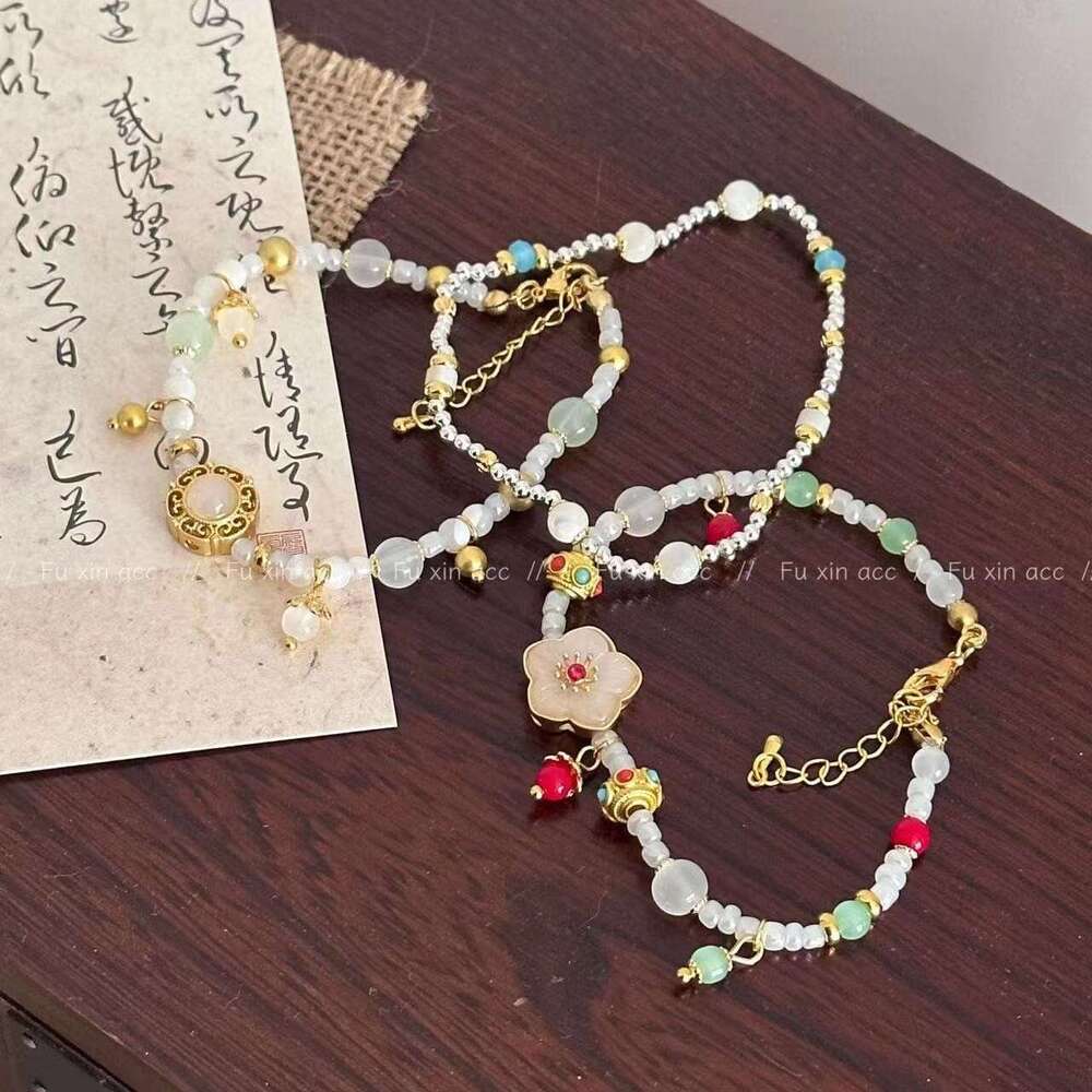 New Chinese Style National Trend Beaded Light Niche Roselle Flower Exquisite Bracelet Personality Versatile Best Friend Hanfu Accessory d02
