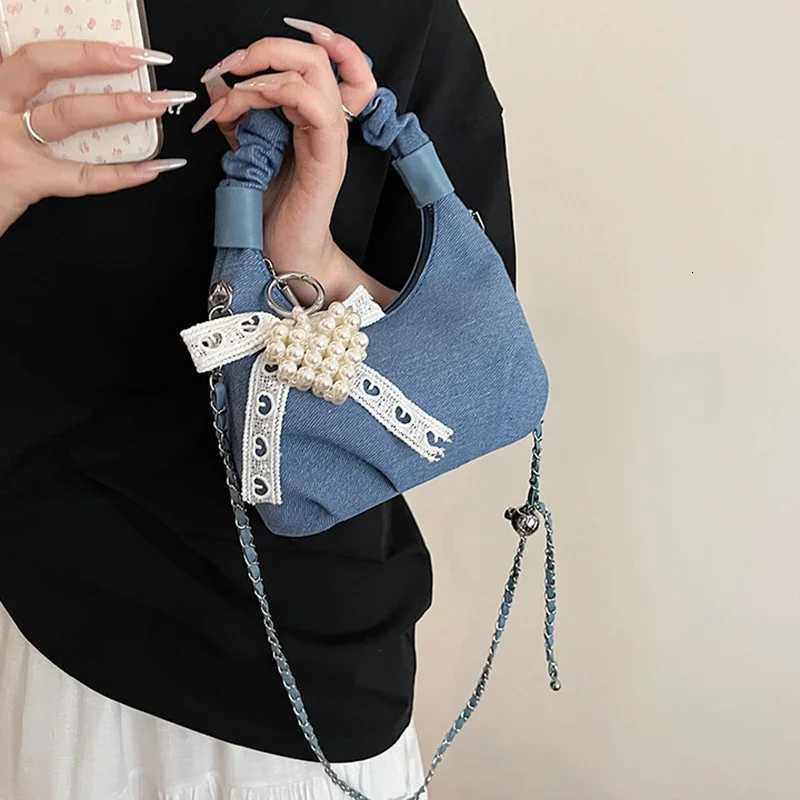 Denim Handheld Folded Cloud Bag For Women Fashion Pearl Ribbon Decor Versatile Chain Crossbody Bag 2025 New Fashion Shoulder Bag Y250730