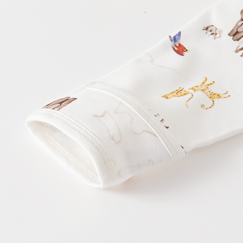 Comfort-Fit Infant's Wear Collection: Warmth Retaining Pure Wool Blend Garments