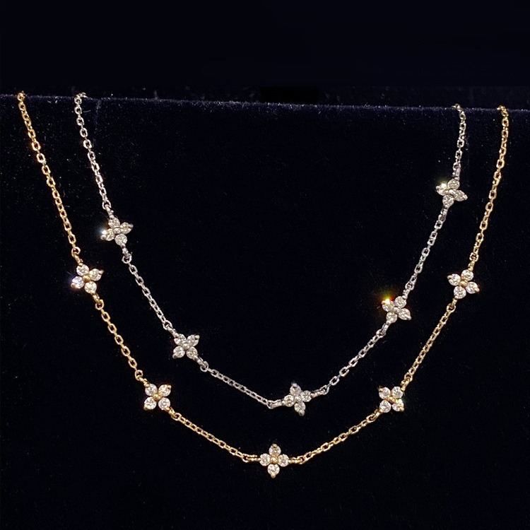 Designer Madam Bracelet Flowing Light ~ S925 Silver Plated 18K Gold Four-leaf Clover Star Bracelet Simple Zircon Pure Silver Women's Commuting