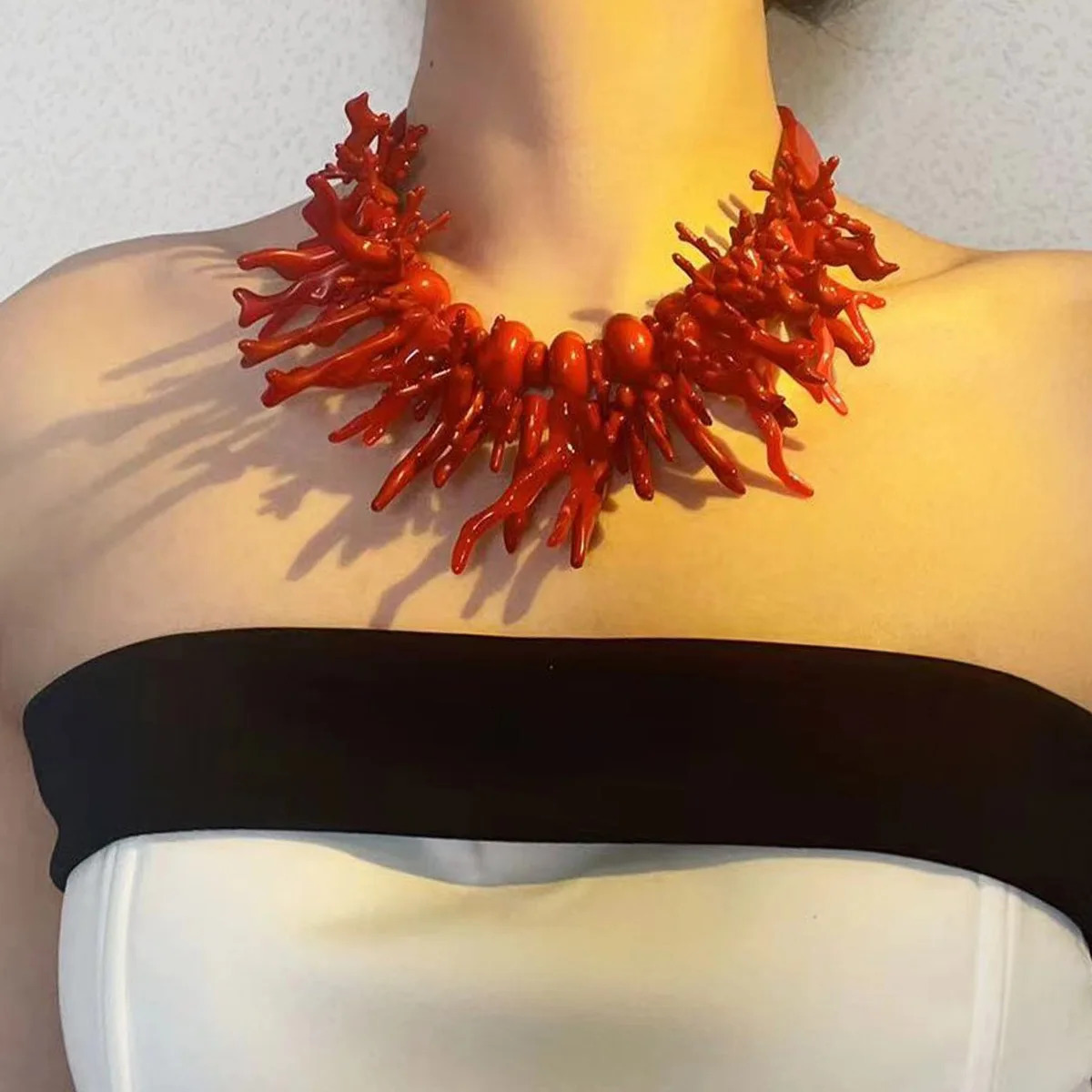 Crossborder sales of Bohemian style double layer wear resin coral necklace womens fashion personality plant red goth halloween 250729