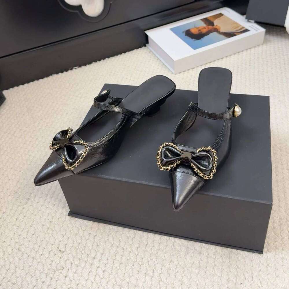 Shoes Women Size34-41 Genuine Leather Mules Med Heels Chain Butterfly Knot Slipper Pointed Toe Designer Shoe Zapatillas De Mujer 3f4