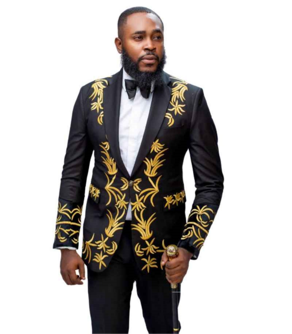 Modern Wedding Men Suits 2 Pcs Jacket Pants Notched Lepal One Button Flap Pocket Appliques Formal Occasions Customized